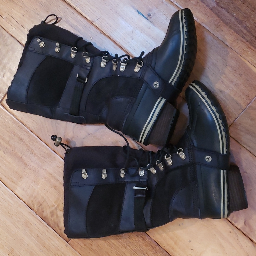 Sorel Size 7.5 Womens Winter Boots
